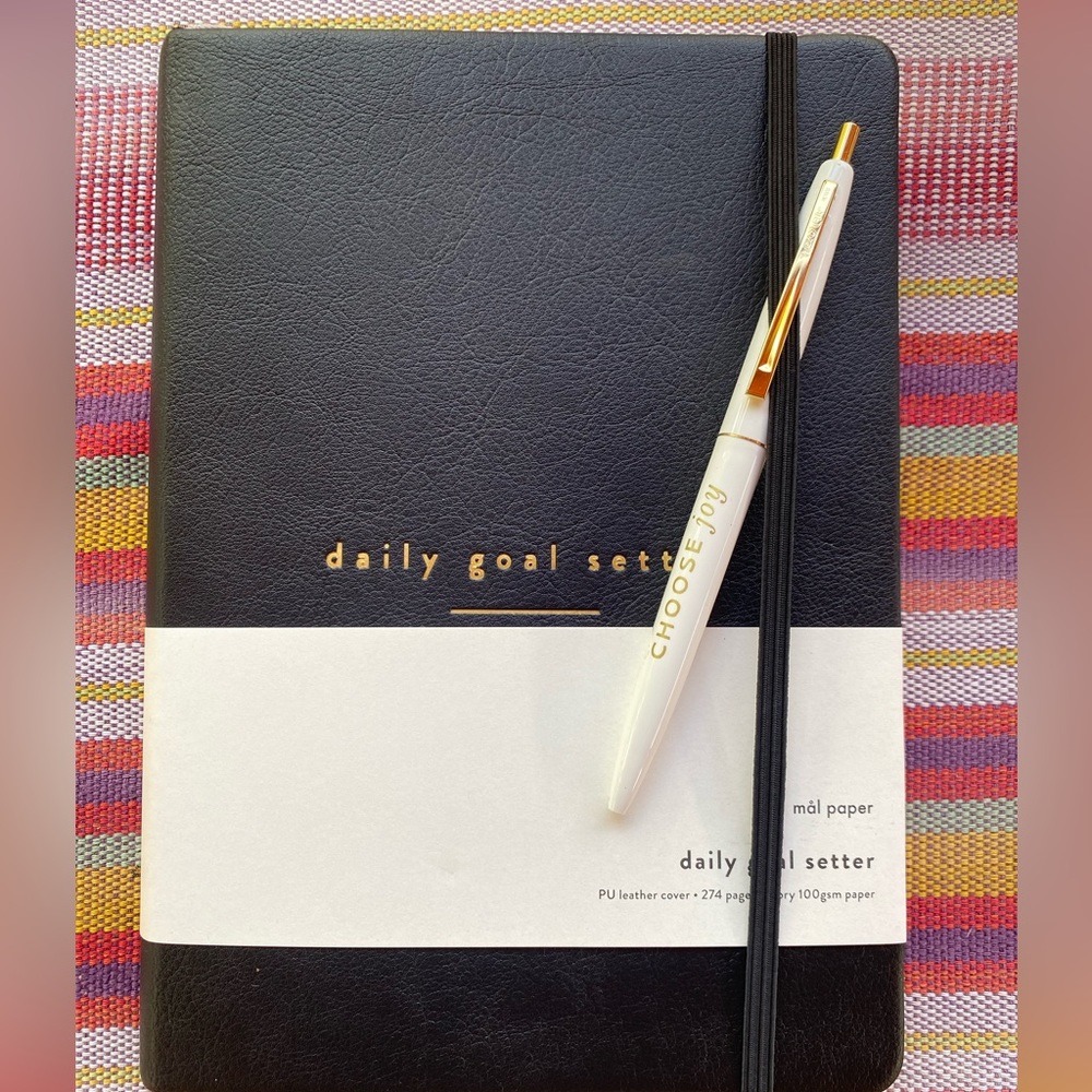Daily Goal Setter Planner (with pen included)